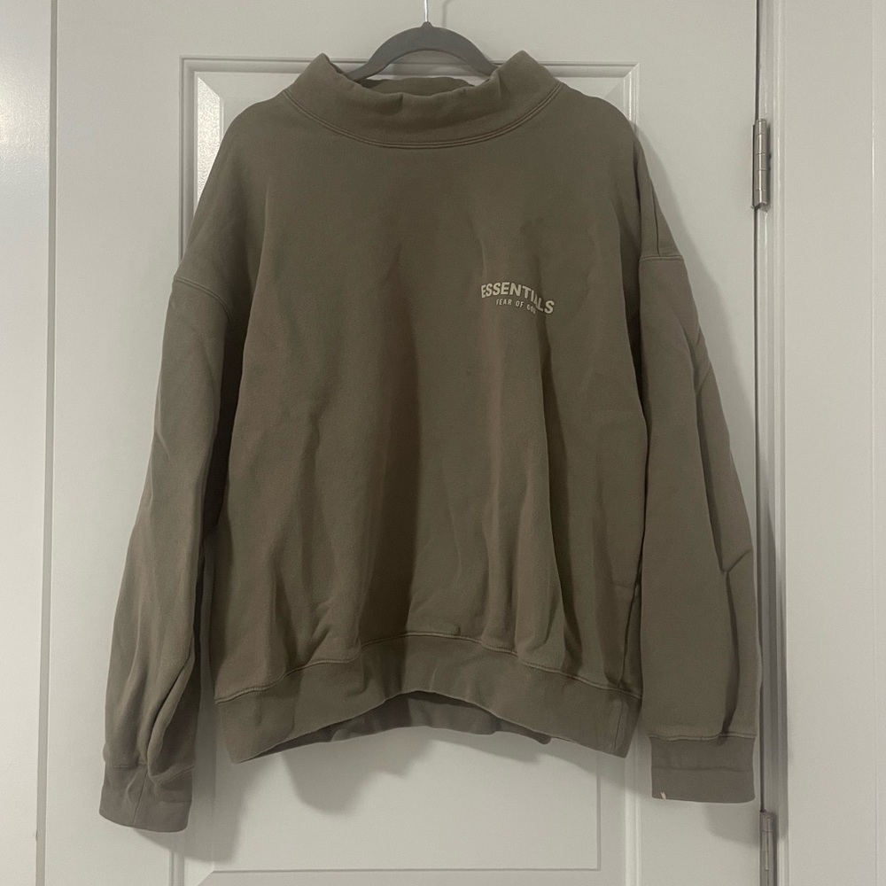 ESSENTIALS Fear of God Mock Neck Sweatshirt